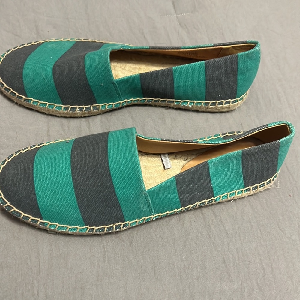 J crew - Picture 2 of 4